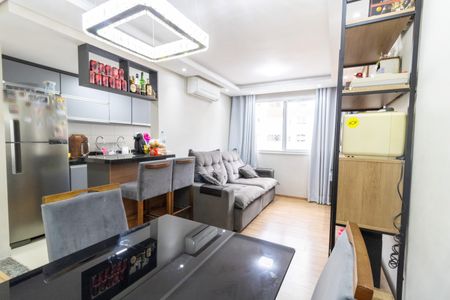 Sala de apartamento à venda com 2 quartos, 50m² em Vila Nova, Porto Alegre