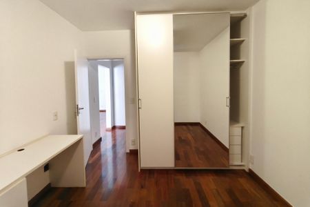 Quarto de apartamento para alugar com 1 quarto, 74m² em Cambuí, Campinas