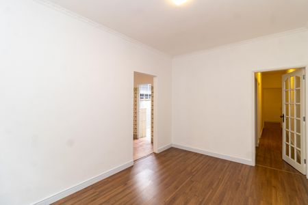 Sala de casa para alugar com 2 quartos, 96m² em Vila Nivi, São Paulo