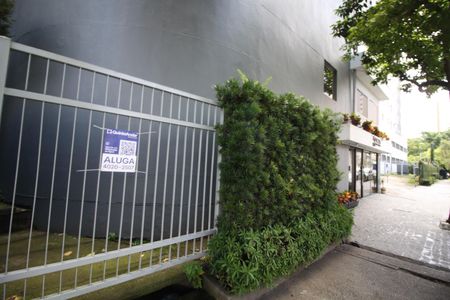 Apartamento para alugar com 49m², 2 quartos e 1 vagaFachada e portaria