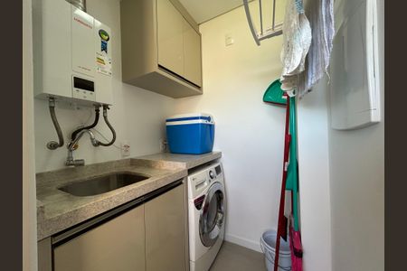 Apartamento para alugar com 80m², 2 quartos e 1 vagaÁrea de Serviço