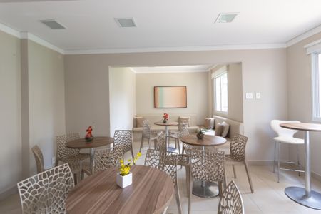 Apartamento para alugar com 45m², 2 quartos e sem vaga Apartamento para alugar com 45m², 2 quartos e sem vagaÁrea comum - Salão de festas
