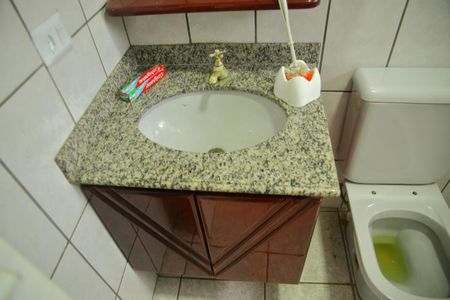 Casa à venda com 125m², 4 quartos e 2 vagasBanheiro Suíte 3