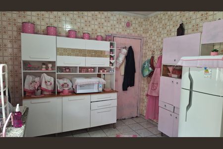 Casa à venda com 242m², 4 quartos e 2 vagasCozinha