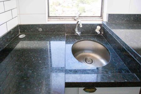 Apartamento para alugar com 58m², 2 quartos e 1 vagaÁrea de Serviço