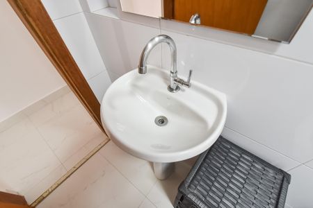 Banheiro de apartamento para alugar com 1 quarto, 37m² em Vila Dom Pedro I, São Paulo