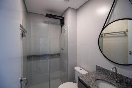 Banheiro de apartamento para alugar com 1 quarto, 25m² em Butantã, São Paulo