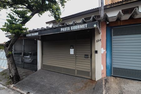 Casa à venda com 106m², 2 quartos e 1 vagaFachada