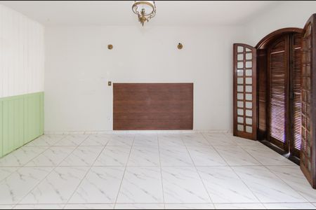 Casa para alugar com 280m², 4 quartos e 7 vagasSuíte