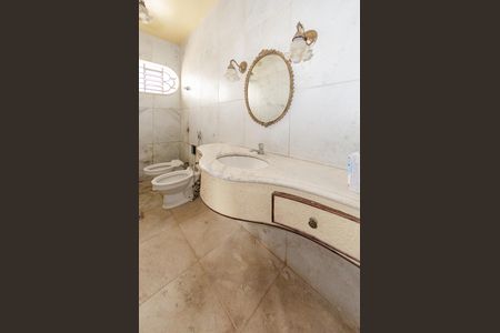 Casa para alugar com 280m², 4 quartos e 7 vagasLavabo