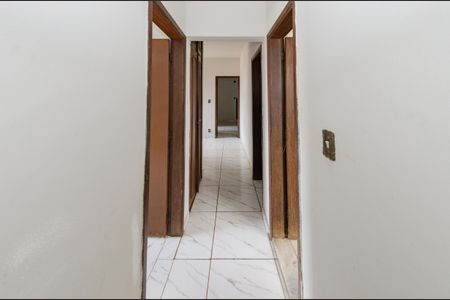 Casa para alugar com 280m², 4 quartos e 7 vagasCorredor