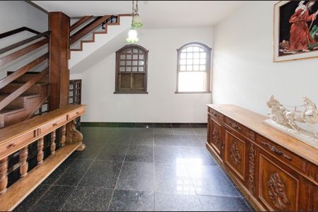 Sala 2 de casa para alugar com 4 quartos, 280m² em Ventosa, Belo Horizonte