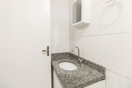 Banheiro  de casa para alugar com 1 quarto, 28m² em Vila Moreira, São Paulo