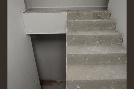 Sala - Escada de casa à venda com 3 quartos, 130m² em Jardim das Flores, Osasco