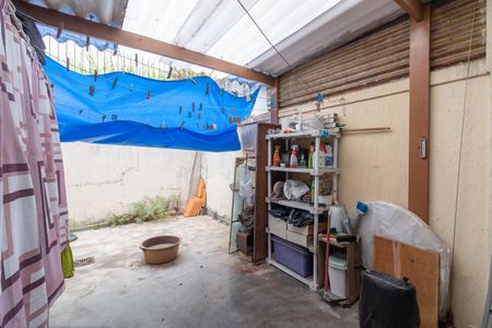 Casa à venda com 93m², 2 quartos e 1 vagaÁrea de Serviço