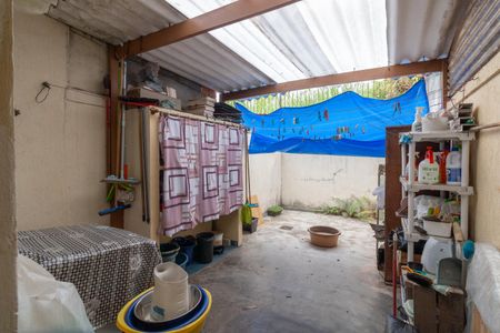 Casa à venda com 93m², 2 quartos e 1 vagaÁrea de Serviço