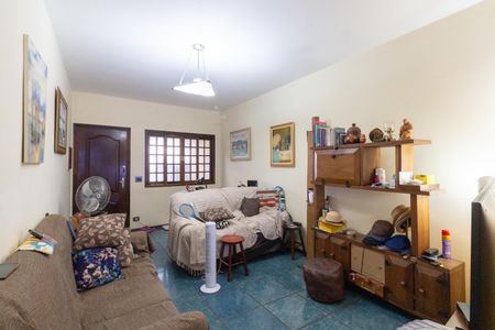 Casa à venda com 93m², 2 quartos e 1 vagaSala