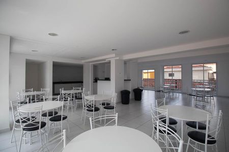 Apartamento para alugar com 45m², 2 quartos e 1 vagaÁrea comum - Salão de festas