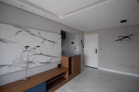 Sala  de apartamento à venda com 2 quartos, 42m² em Vila Galvão, São Paulo