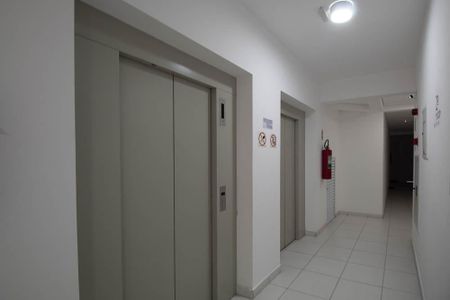 Apartamento para alugar com 45m², 2 quartos e 1 vagaElevador