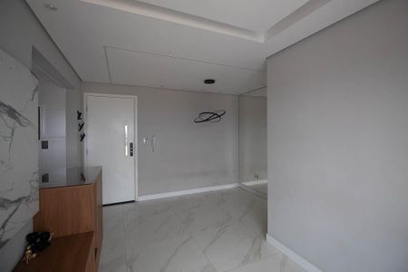 Apartamento para alugar com 45m², 2 quartos e 1 vagaSala 