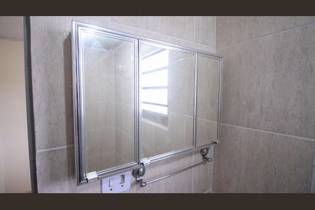 Banheiro de casa para alugar com 1 quarto, 32m² em Vila Nova, São Paulo