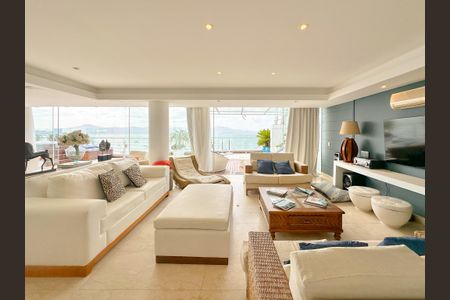 Apartamento para alugar com 423m², 4 quartos e 3 vagasSala de TV