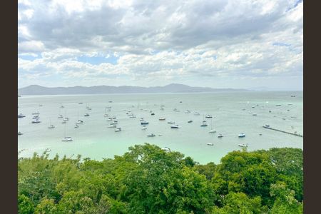 Apartamento para alugar com 423m², 4 quartos e 3 vagasVista da Sacada