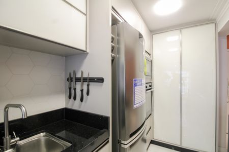 Apartamento à venda com 92m², 2 quartos e 2 vagasCozinha 