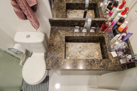 Apartamento à venda com 92m², 2 quartos e 2 vagasQuarto Suíte 1 - Banheiro