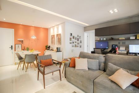 Apartamento à venda com 92m², 2 quartos e 2 vagasSala