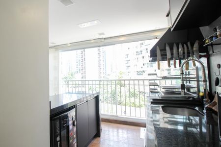 Apartamento à venda com 92m², 2 quartos e 2 vagasVaranda - Churrasqueira - Área de Serviço