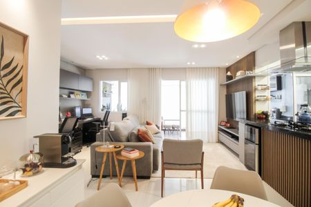 Apartamento à venda com 92m², 2 quartos e 2 vagasSala