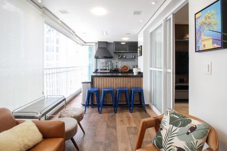 Apartamento à venda com 92m², 2 quartos e 2 vagasVaranda - Churrasqueira - Área de Serviço