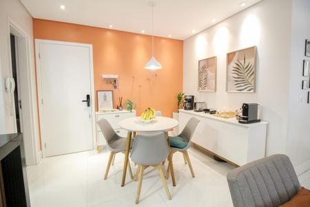Apartamento à venda com 92m², 2 quartos e 2 vagasSala