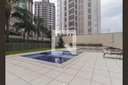 Apartamento à venda com 92m², 2 quartos e 2 vagasÁrea comum - Piscina