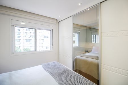 Apartamento à venda com 92m², 2 quartos e 2 vagasQuarto Suíte 1 