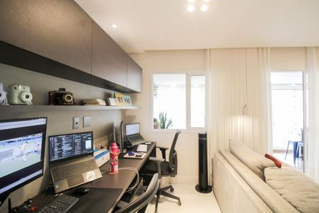 Apartamento à venda com 92m², 2 quartos e 2 vagasSala