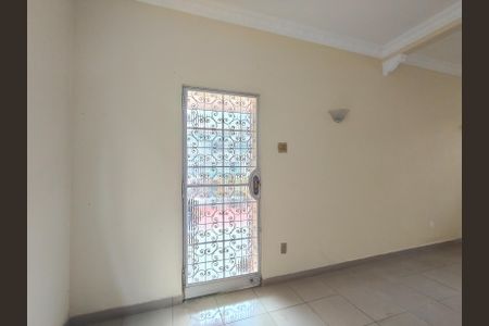 Apartamento à venda com 161m², 3 quartos e 2 vagasEntrada