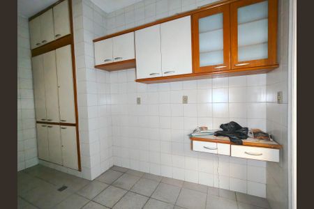 Apartamento à venda com 161m², 3 quartos e 2 vagasCozinha