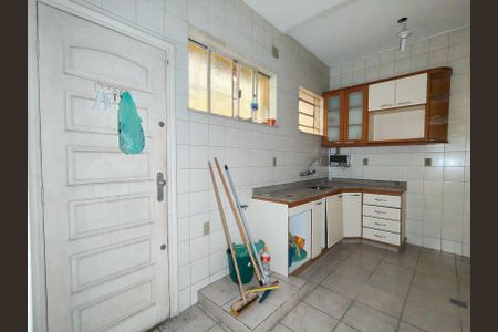 Apartamento à venda com 161m², 3 quartos e 2 vagasCozinha
