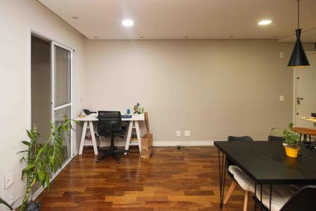 Apartamento à venda com 68m², 2 quartos e 1 vagaSala
