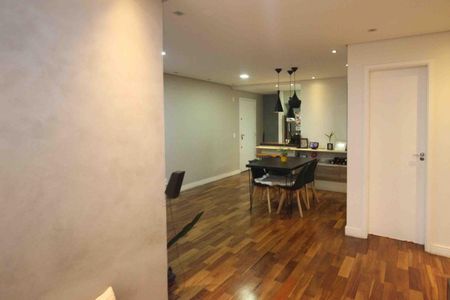 Apartamento à venda com 68m², 2 quartos e 1 vagaSala