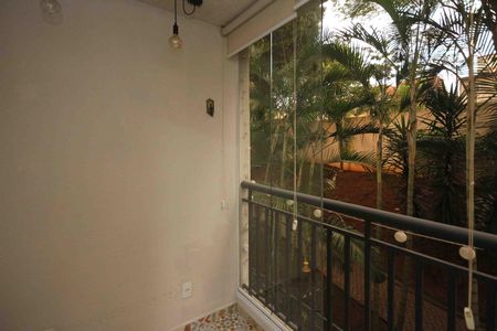 Apartamento à venda com 68m², 2 quartos e 1 vagaVaranda