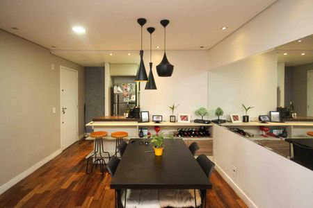 Apartamento à venda com 68m², 2 quartos e 1 vagaSala