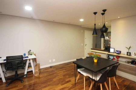 Apartamento à venda com 68m², 2 quartos e 1 vagaSala