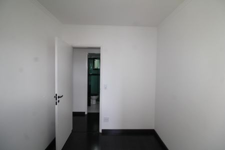 Quarto 1 de apartamento para alugar com 3 quartos, 25m² em Lauzane Paulista, São Paulo
