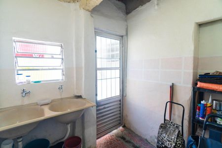 Casa à venda com 150m², 2 quartos e 2 vagas Casa à venda com 150m², 2 quartos e 2 vagasLavanderia