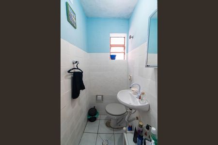 Casa à venda com 150m², 2 quartos e 2 vagas Casa à venda com 150m², 2 quartos e 2 vagasLavabo