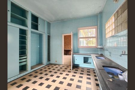 Apartamento à venda com 196m², 3 quartos e 2 vagasCozinha